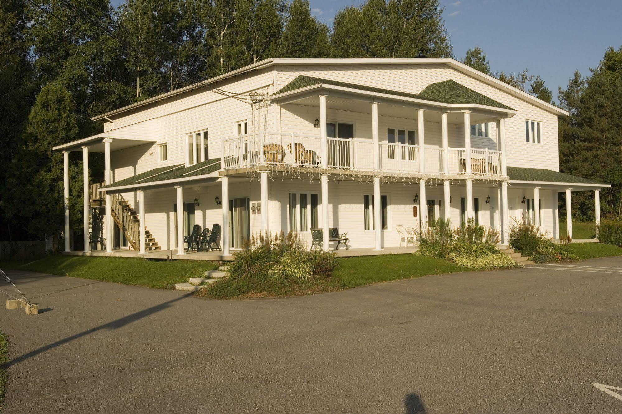 Manoir Du Lac William Saint-Ferdinand Екстер'єр фото